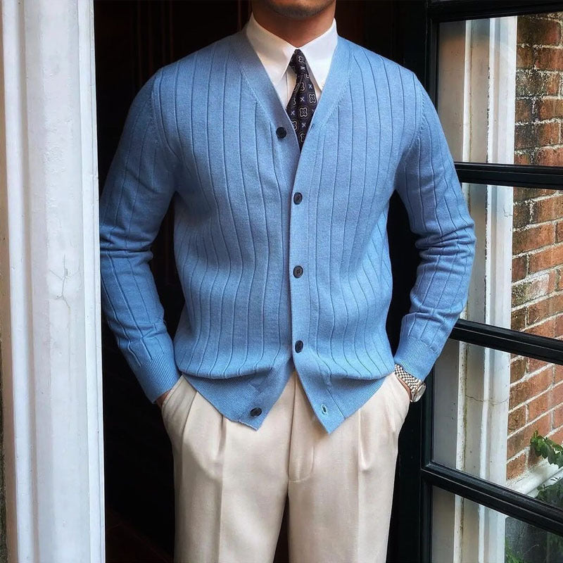Autumn And Winter Knitted Cardigan Men&#039;s Casual V-neck Button Sweater Solid Color Coat Men